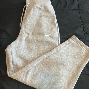 Nike joggers